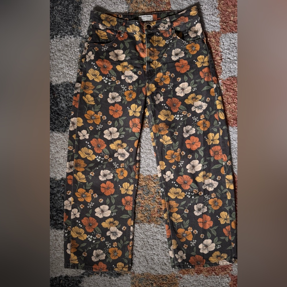 We The Free Deep Trance Printed Jeans size 27 NWOT